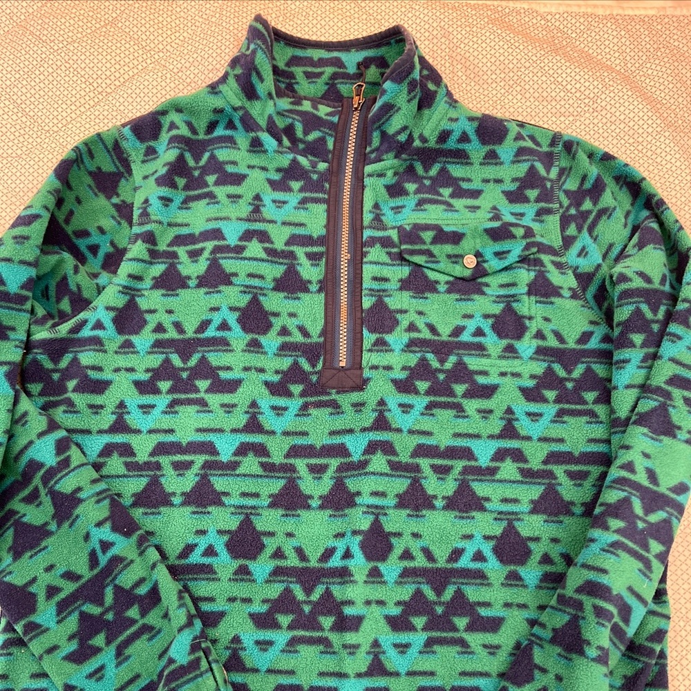 Mountain Khaki Pullover Men’s Medium Pre owned.